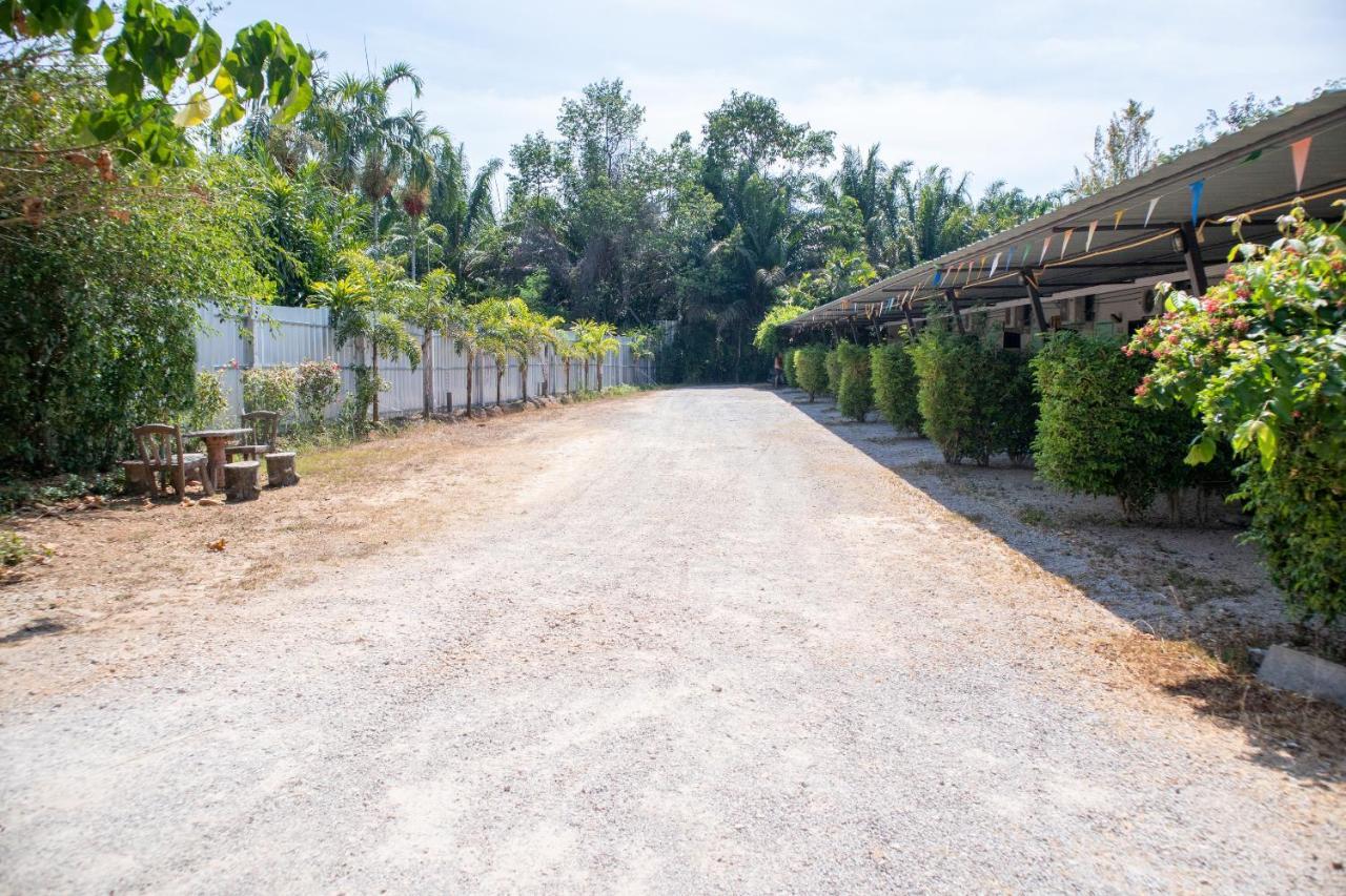 Oyo 627 Sai Thai Garden Home Travel Ao Nang Exteriör bild